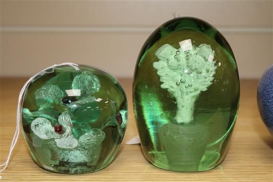 A Kilner two colour dump paperweight and a sulphide dump paperweight